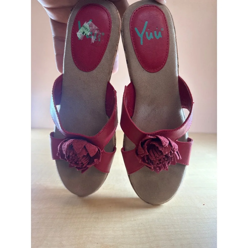Yuu‎ Red Floral Wedge Sandals Cork Platform Slide Shoes Womens Size 9